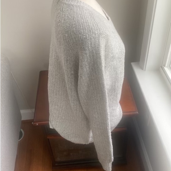 Forever 21 light heather gray long crew neck sweater size large NWT - Picture 4 of 7